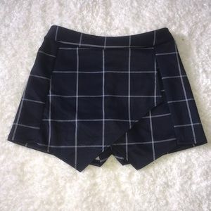 🌸 Charolette Russe Discontinued Skort 🌸